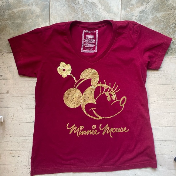 Disney Store Organic Cotton Burgundy Tee - Picture 1 of 3